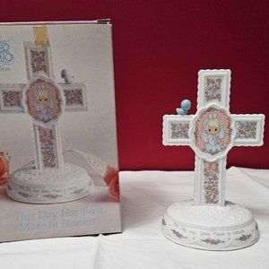 Enesco Precious Moments 1992 “This Day Has Been Made in Heaven” #240087